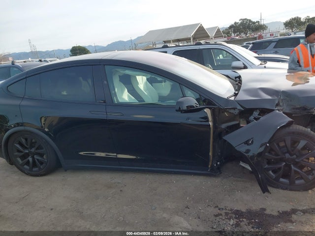 44345928 :رقم المزاد ، 7SAXCAE52PF425296 vin ، 2023 Tesla Model X مزاد بيع
