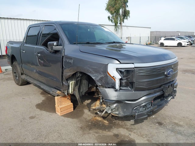 1FTVW1EL8NWG15588 Ford F-150 Lightning Lariat