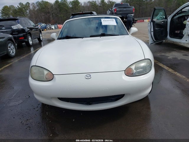 1999 Mazda Mx-5 Miata მანქანა იყიდება აუქციონზე, vin: JM1NB353XX0103571, აუქციონის ნომერი: 44345948