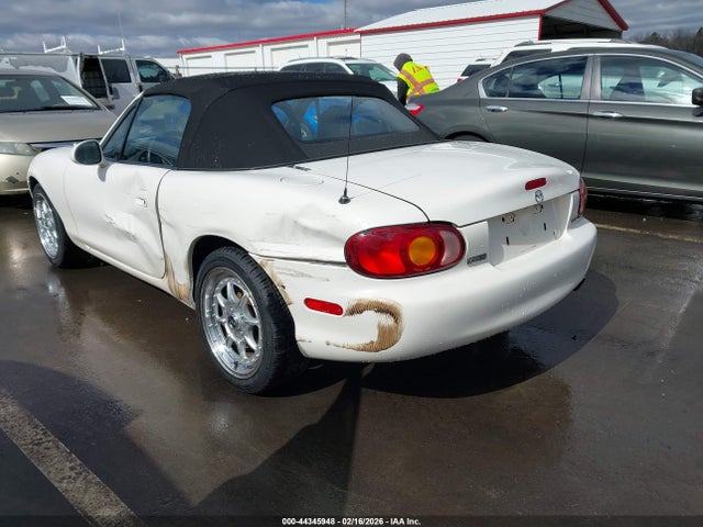 1999 Mazda Mx-5 Miata მანქანა იყიდება აუქციონზე, vin: JM1NB353XX0103571, აუქციონის ნომერი: 44345948