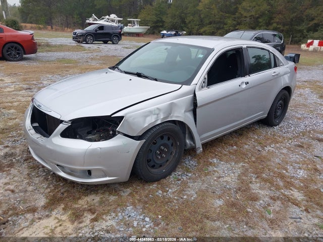 2012 Chrysler 200 Lx მანქანა იყიდება აუქციონზე, vin: 1C3CCBAB6CN150433, აუქციონის ნომერი: 44345963