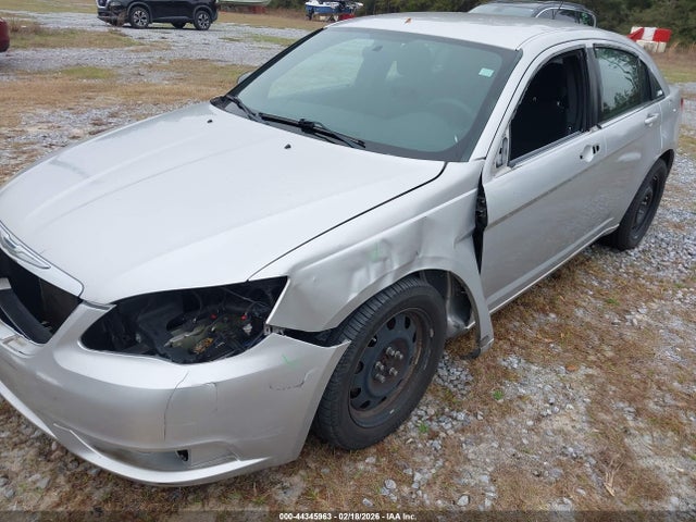 2012 Chrysler 200 Lx მანქანა იყიდება აუქციონზე, vin: 1C3CCBAB6CN150433, აუქციონის ნომერი: 44345963