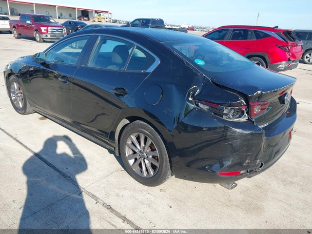 3MZBPAAL6MM204112 Mazda Mazda3 2.5 S