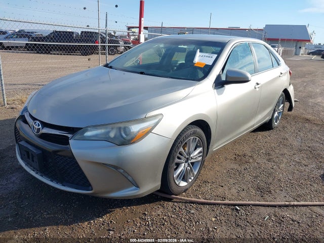 44345988 :رقم المزاد ، 4T1BF1FK9HU339040 vin ، 2017 Toyota Camry Se مزاد بيع