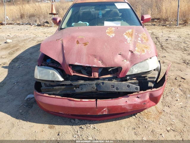 44346049 :رقم المزاد ، 19UUA5676YA027260 vin ، 2000 Acura Tl 3.2 مزاد بيع