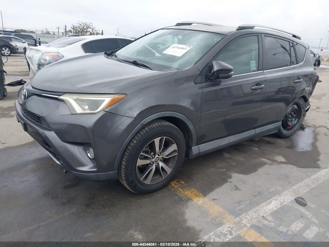2T3WFREV6GW250043 Toyota Rav4 Xle
