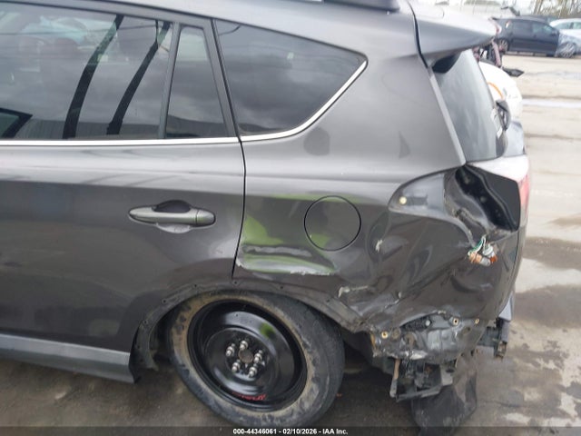 2T3WFREV6GW250043 Toyota Rav4 Xle