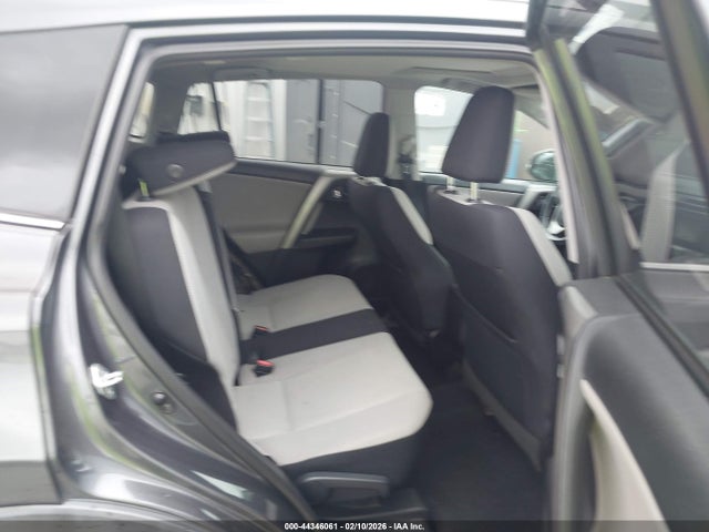 2T3WFREV6GW250043 Toyota Rav4 Xle