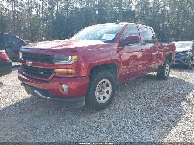 3GCUKREC4JG573502 Chevrolet Silverado 1500 2lt