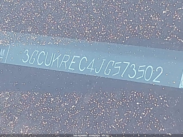 3GCUKREC4JG573502 Chevrolet Silverado 1500 2lt