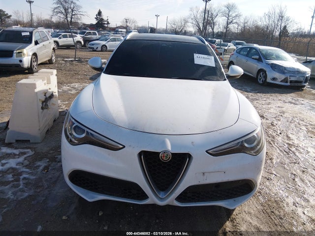 ZASFAKBN6J7B87739 Alfa Romeo Stelvio Ti Awd