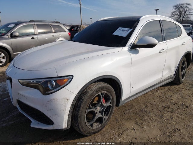 ZASFAKBN6J7B87739 Alfa Romeo Stelvio Ti Awd