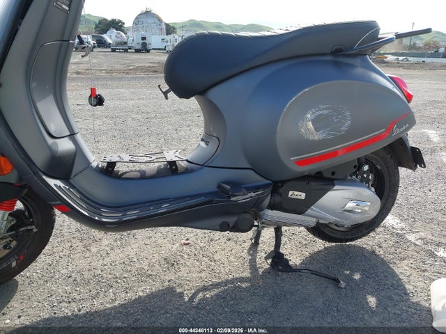 ZAPM818G0N5802431 Vespa Primavera/sprint 150