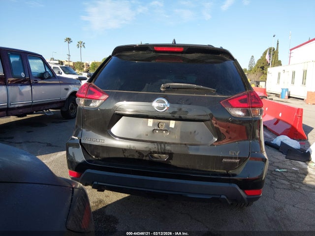 Nissan ROGUE SV 2018 5N1AT2MT9JC742128 Image 17