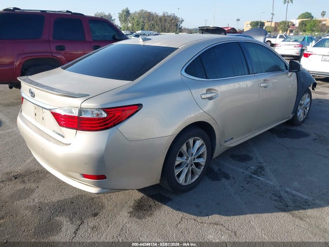 2013 Lexus Es 300h მანქანა იყიდება აუქციონზე, vin: JTHBW1GG8D2003964, აუქციონის ნომერი: 44346134