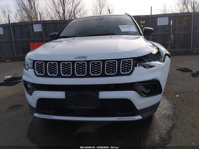 Jeep Compass Limited 4x4 2025 3C4NJDCN4ST614444 Image 13