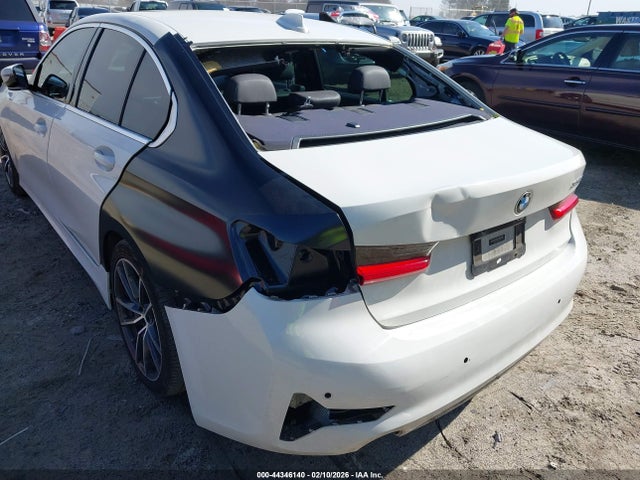44346140 :رقم المزاد ، WBA5R1C59KAK12110 vin ، 2019 Bmw 330i مزاد بيع