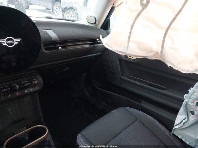 2025 MINI HARDTOP WMW23GD00S2W25411 Photo 4
