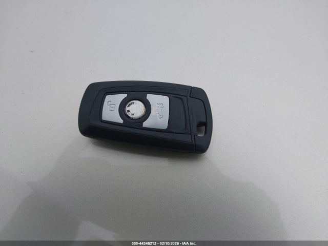 WBA3B1C56FP831164 BMW 320i