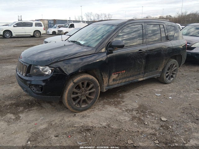 Jeep Compass 75th Anniversary 2016 1C4NJDBB4GD804457 Image 2