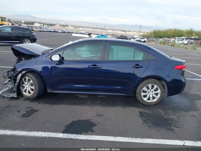 Toyota COROLLA LE 2021 5YFEPMAE5MP226498 Image 15