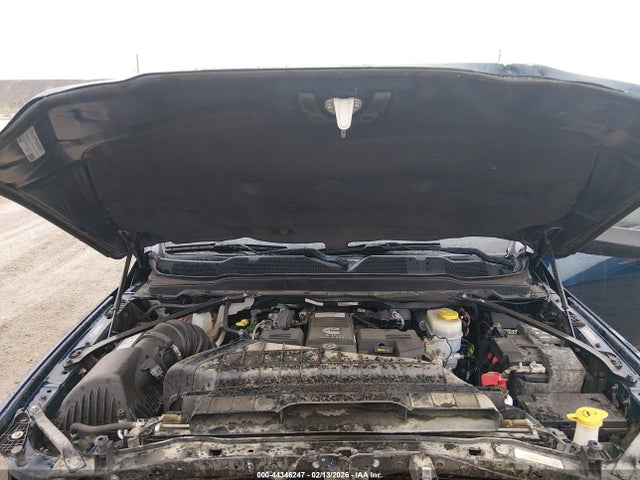 44346247 :رقم المزاد ، 3C63R3JL5KG525364 vin ، 2019 Ram 3500 Laramie  4x4 8' Box مزاد بيع