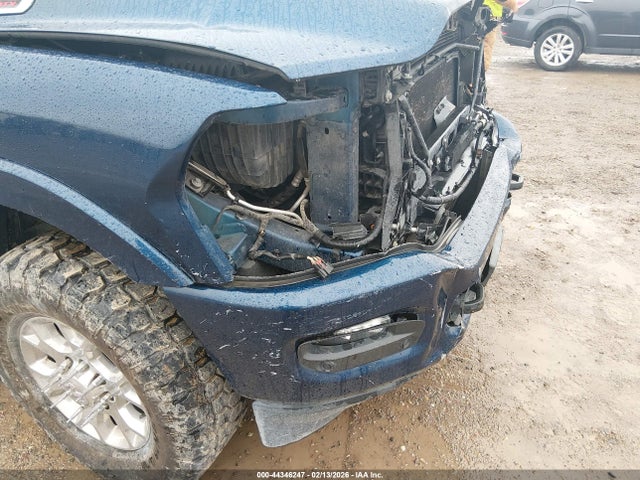 44346247 :رقم المزاد ، 3C63R3JL5KG525364 vin ، 2019 Ram 3500 Laramie  4x4 8' Box مزاد بيع