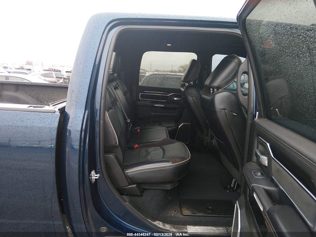 44346247 :رقم المزاد ، 3C63R3JL5KG525364 vin ، 2019 Ram 3500 Laramie  4x4 8' Box مزاد بيع