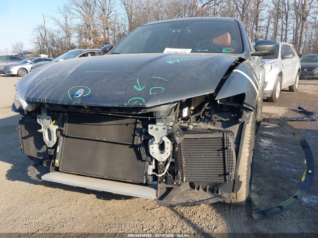 2017 MASERATI LEVANTE ZN661XUA5HX243890 Photo 5