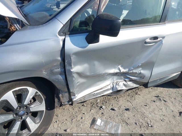 44346291 :رقم المزاد ، JF2SJABC6JH445785 vin ، 2018 Subaru Forester 2.5i مزاد بيع