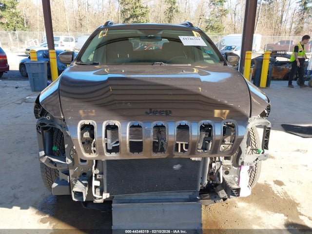 1C4PJLCX4JD540712 Jeep Cherokee Latitude Fwd