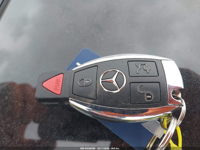 55SWF4KB7FU085555 Mercedes-Benz C-class C 300