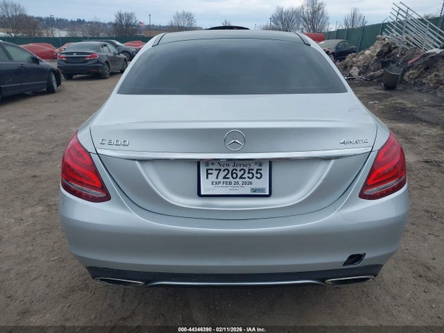 55SWF4KB7FU085555 Mercedes-Benz C-class C 300