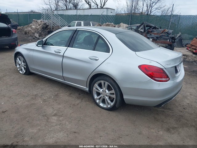 55SWF4KB7FU085555 Mercedes-Benz C-class C 300