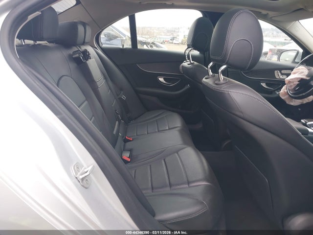 55SWF4KB7FU085555 Mercedes-Benz C-class C 300