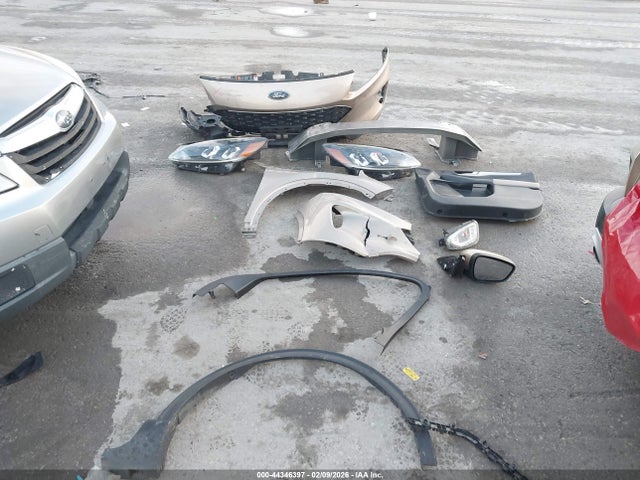 2020 Ford Escape Sel მანქანა იყიდება აუქციონზე, vin: 1FMCU0H63LUB45732, აუქციონის ნომერი: 44346397
