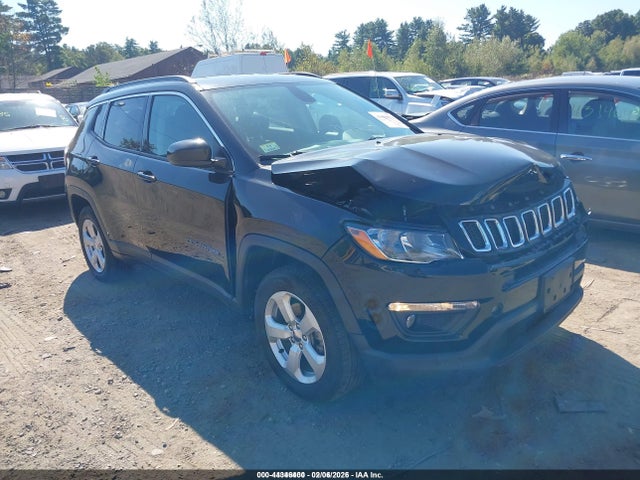 2018 Jeep Compass Latitude 4x4 მანქანა იყიდება აუქციონზე, vin: 3C4NJDBB7JT230826, აუქციონის ნომერი: 44346400
