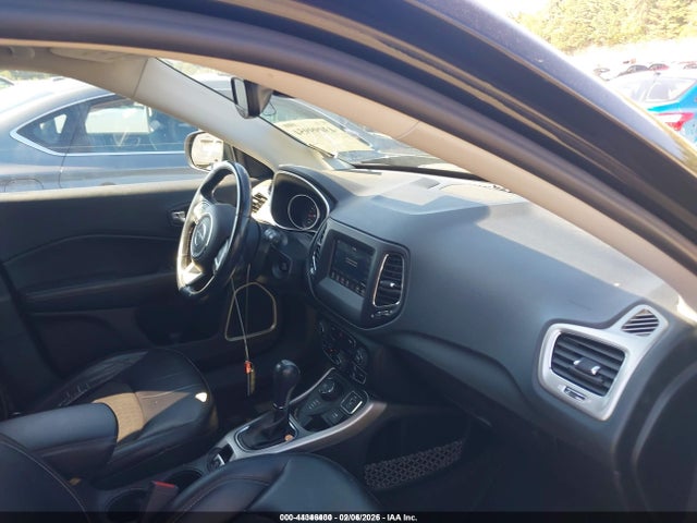 2018 Jeep Compass Latitude 4x4 მანქანა იყიდება აუქციონზე, vin: 3C4NJDBB7JT230826, აუქციონის ნომერი: 44346400