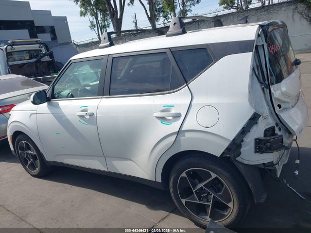 KNDJ33AU7P7854824 KIA SOUL EX