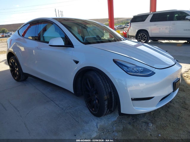 2022 TESLA MODEL Y 7SAYGDEE4NF325837