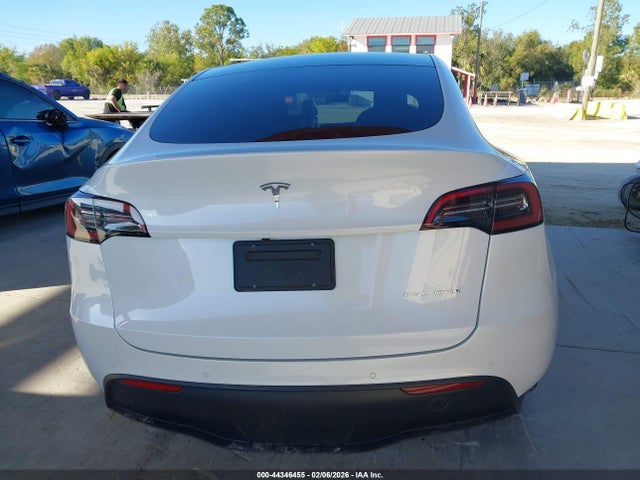 Продажа на аукционе авто 2022 Tesla Model Y Long Range Dual Motor All-wheel Drive, vin: 7SAYGDEE4NF325837, номер лота: 44346455