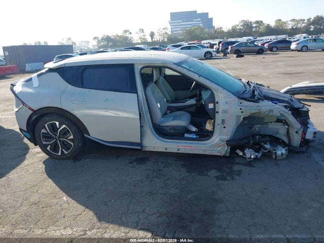 KNDC34LA1R5622770 KIA Ev6 Wind