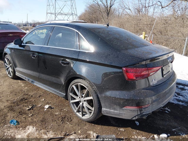2017 AUDI A3 WAUJ8GFF0H1025615 Photo 2