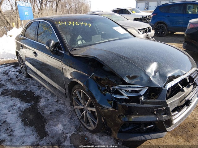 2017 AUDI A3 WAUJ8GFF0H1025615 Photo 5