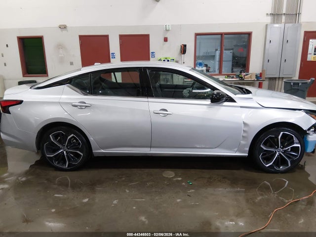 1N4BL4CV3RN363333 Nissan Altima Sr Fwd