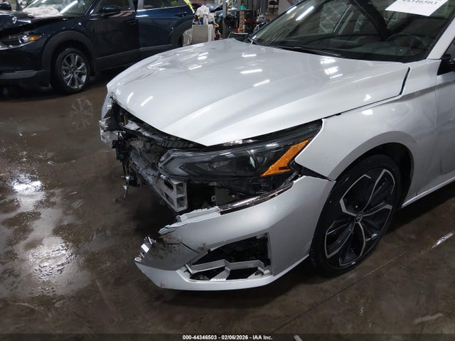 1N4BL4CV3RN363333 Nissan Altima Sr Fwd