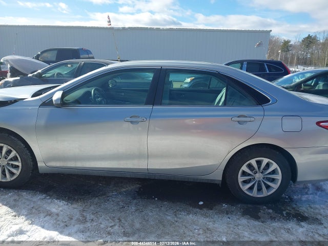 4T1BF1FK5FU001891 Toyota CAMRY LE
