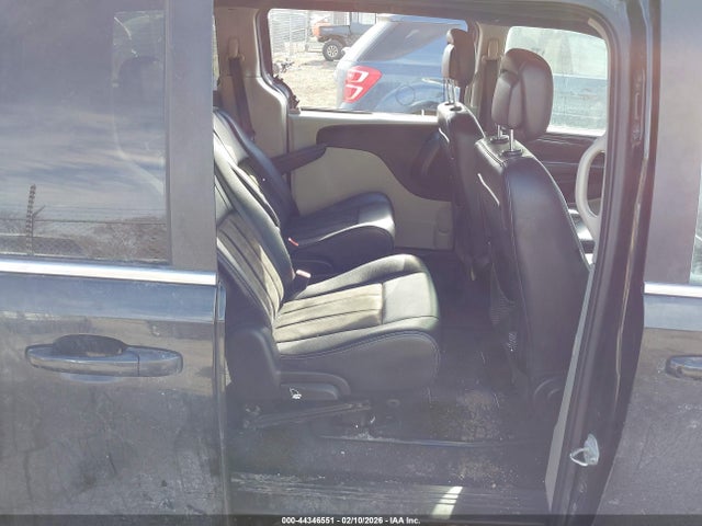 2C4RDGCG5KR511273 Dodge Grand Caravan Sxt