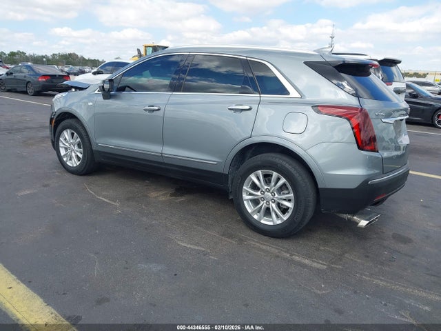 2023 CADILLAC XT5 1GYKNAR49PZ136018 Photo 2