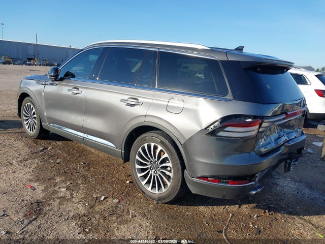 2023 LINCOLN AVIATOR 5LM5J6WC9PGL10150 Photo 2